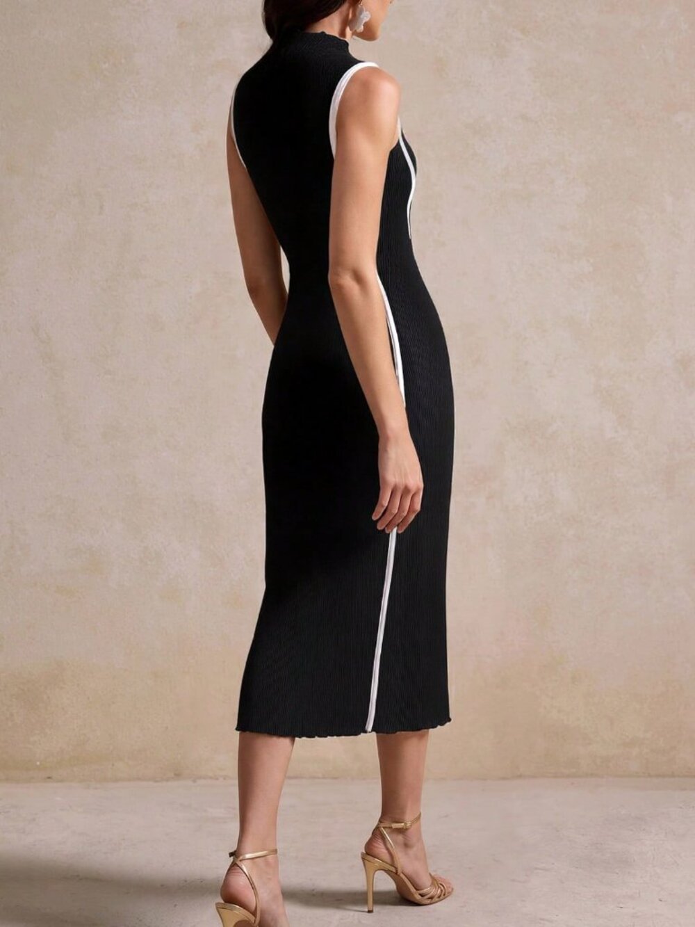 Black Elegant Women's Spliced Long Slim-Fit Dress - Picture 2 of 5